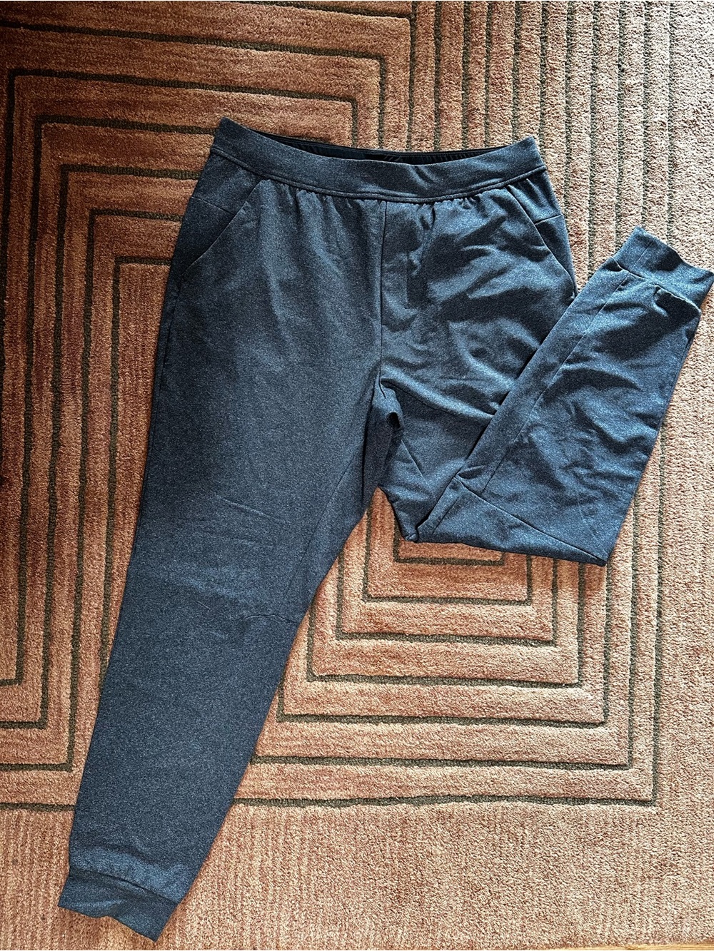 lululemon athletica Men's Charcoal Gray Jogger Sweatpants